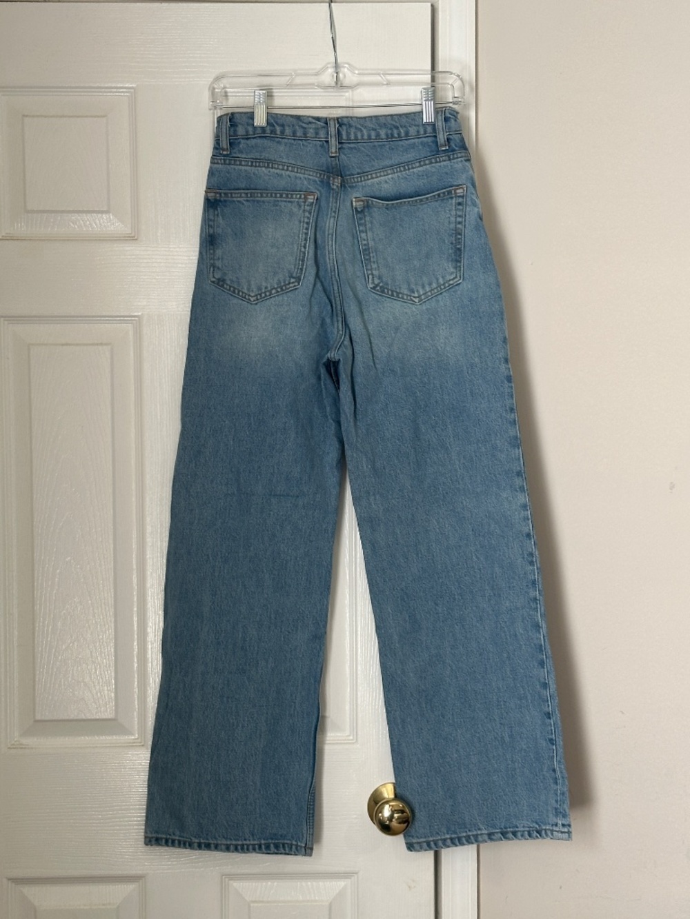 Reformation Wilder High Rise Wide Leg Cropped Jeans Dillon Light Wash Size 26 - Picture 6 of 10